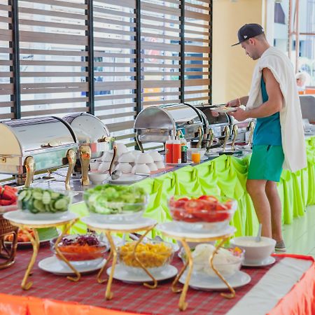 Eastiny Plaza Hotel Pattaya Extérieur photo