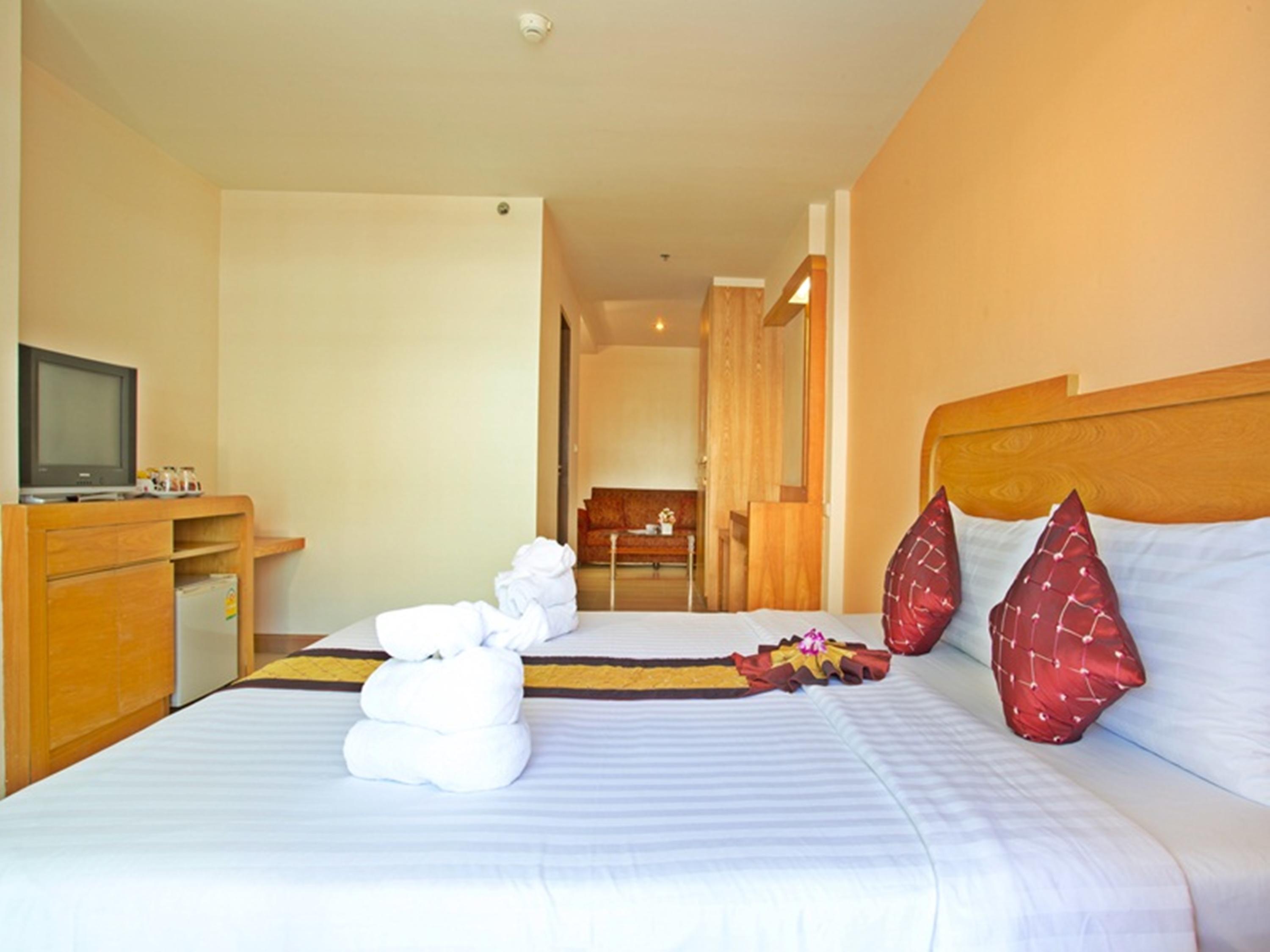 Eastiny Plaza Hotel Pattaya Extérieur photo