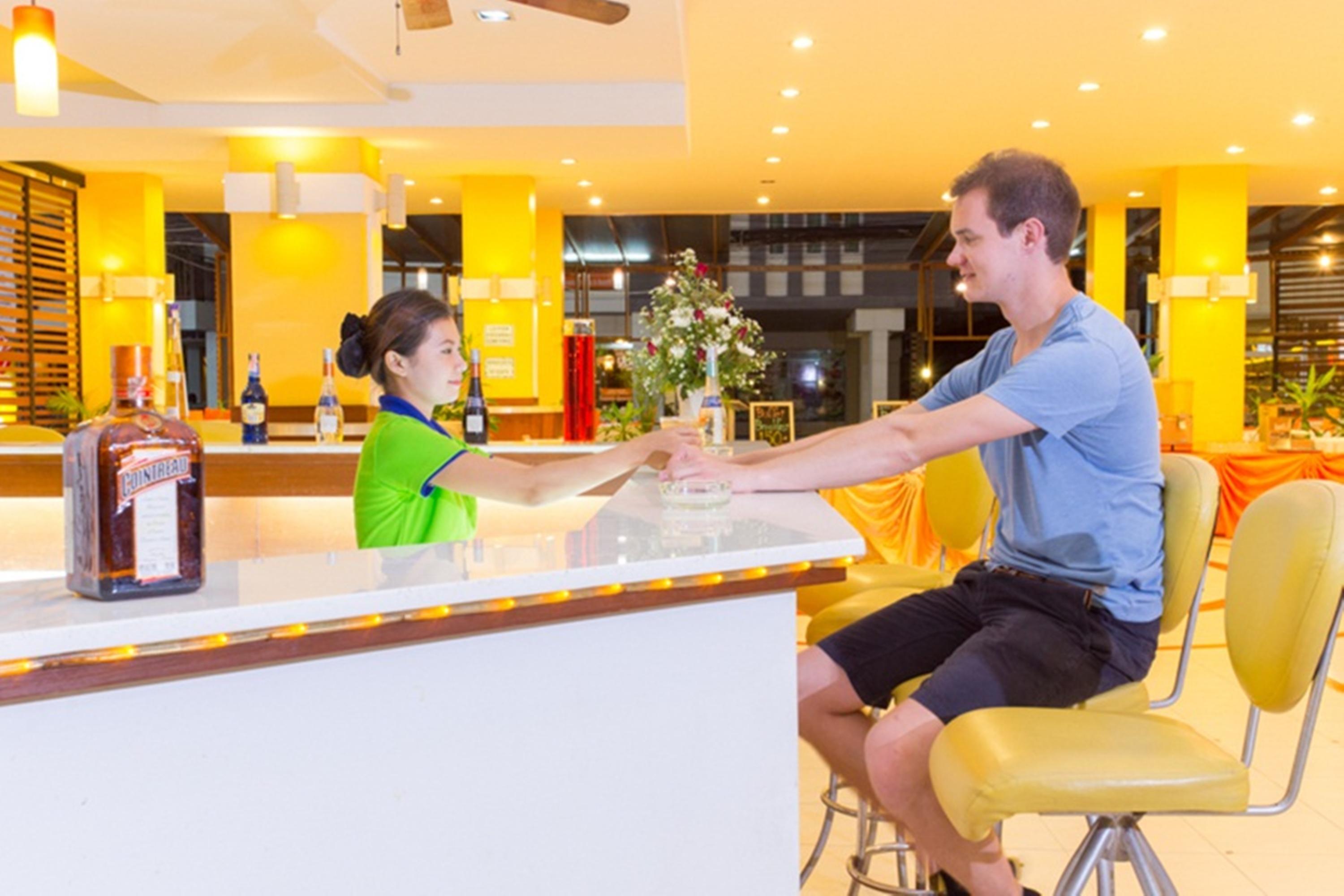 Eastiny Plaza Hotel Pattaya Extérieur photo