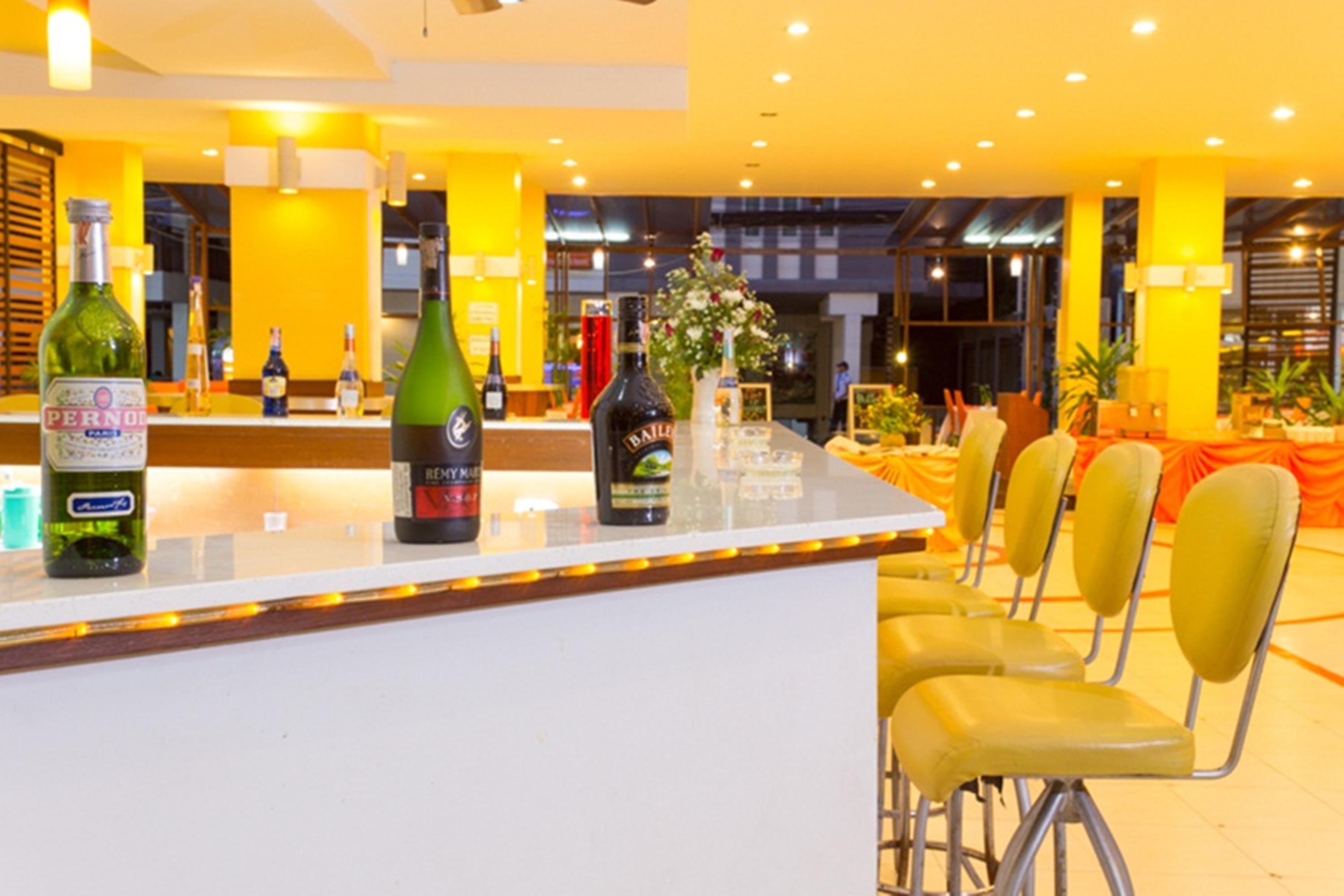 Eastiny Plaza Hotel Pattaya Extérieur photo