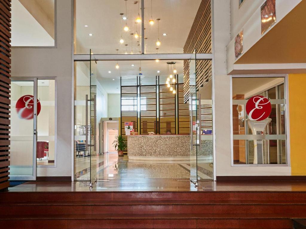 Eastiny Plaza Hotel Pattaya Extérieur photo