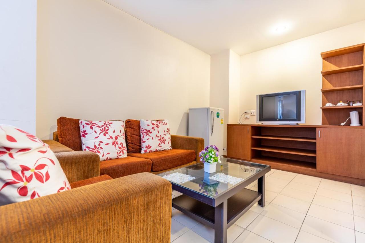 Eastiny Plaza Hotel Pattaya Extérieur photo